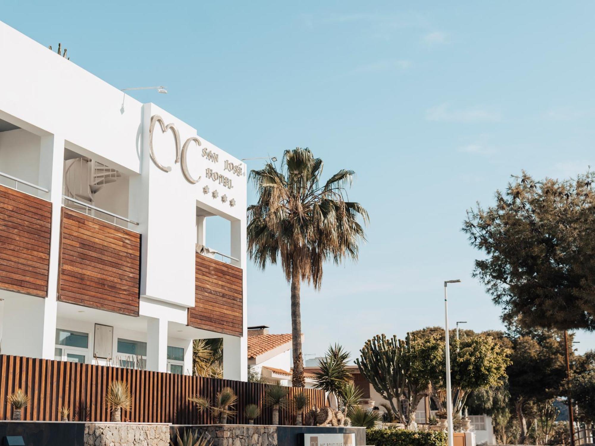 Hotel Mc San Jose Exterior photo
